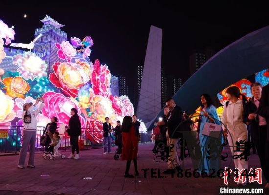 北京市,举行,2024年,驻华使节,招待会 . 北京市举行2024年驻华使节招待会